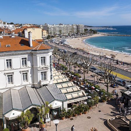 Promenade Des Bains Apartment Saint-Raphaël Екстериор снимка
